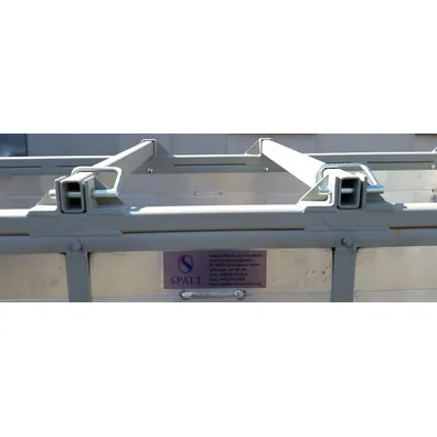 STEMPLINGSKASSE, TRAVERS