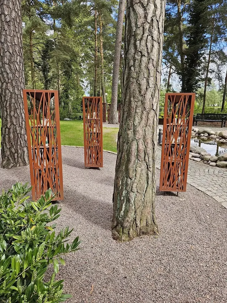 Lysskap "Strå", Corten
