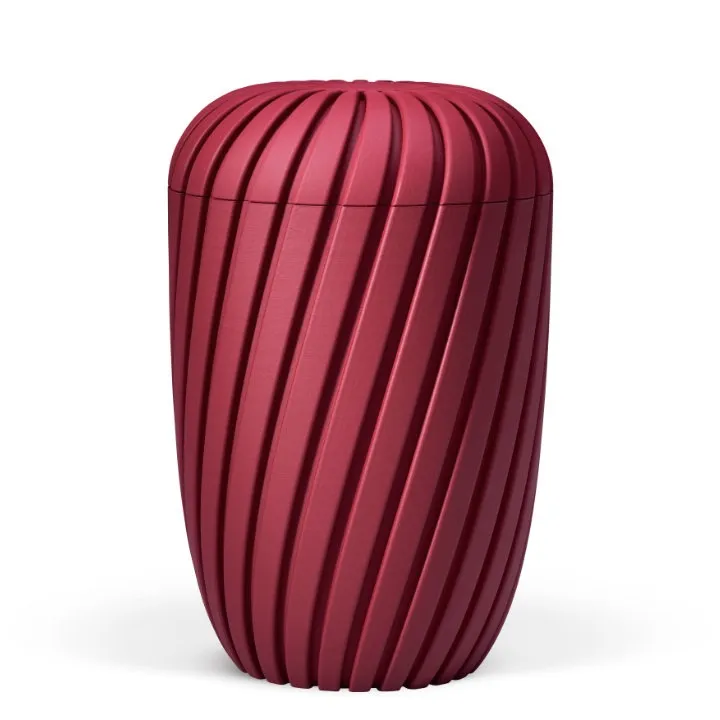 URNE, MED RILLER RUBY RØD VELOUR 36200