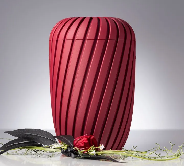 URNE, MED RILLER RUBY RØD VELOUR 36200