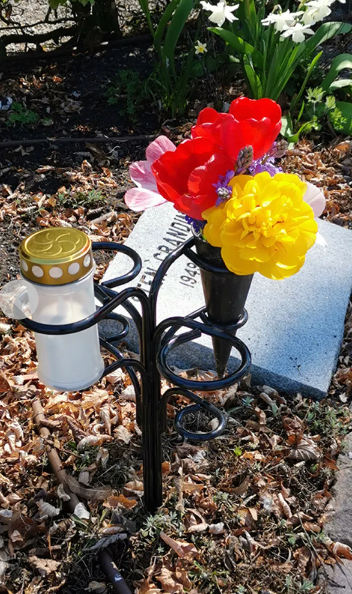 MINNELUND LYS OG VASEHOLDER (4) SPIRA